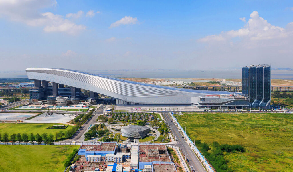 Indoor ski resort Shenzhen, china